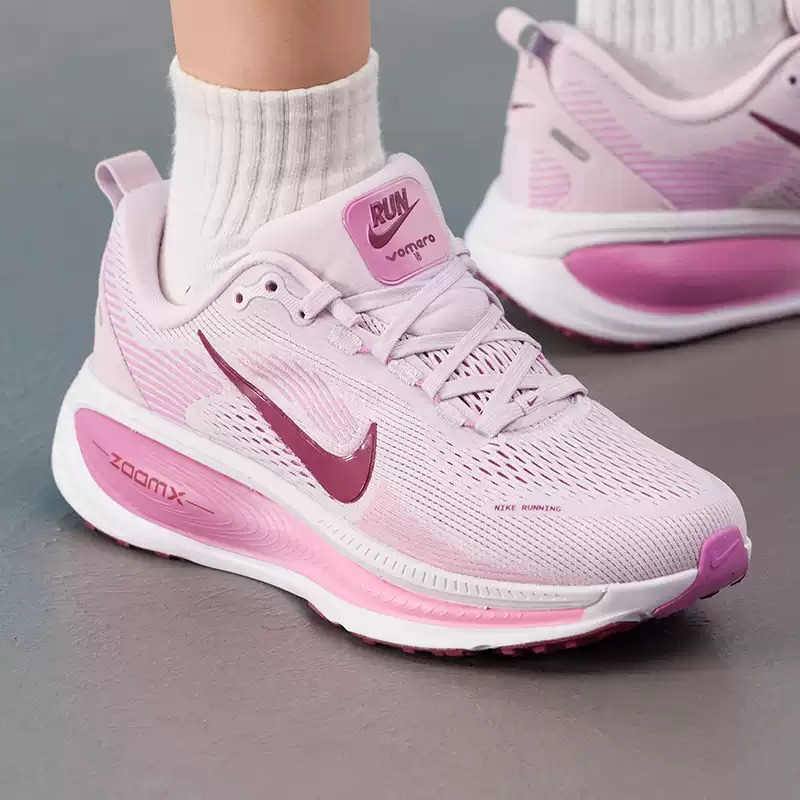 أحذية نايك النسائية الأصلية، خ - مراجعة Lightweight Road Running Shoes وسعره
